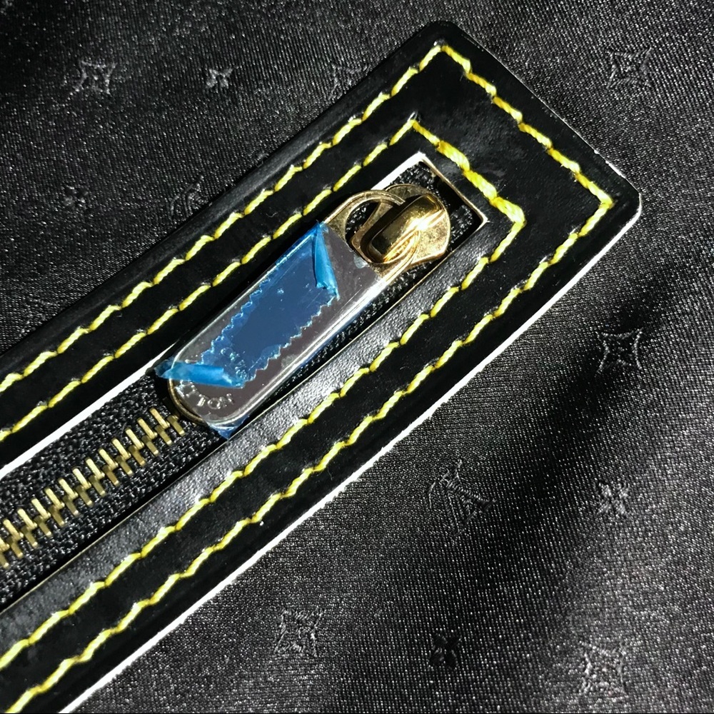 Louis Vuitton Suhali Noir Lockit PM Bag - Picture 11 of 14